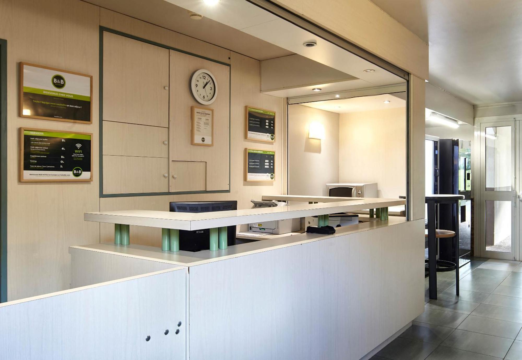 B&B Hotel Saclay Dış mekan fotoğraf